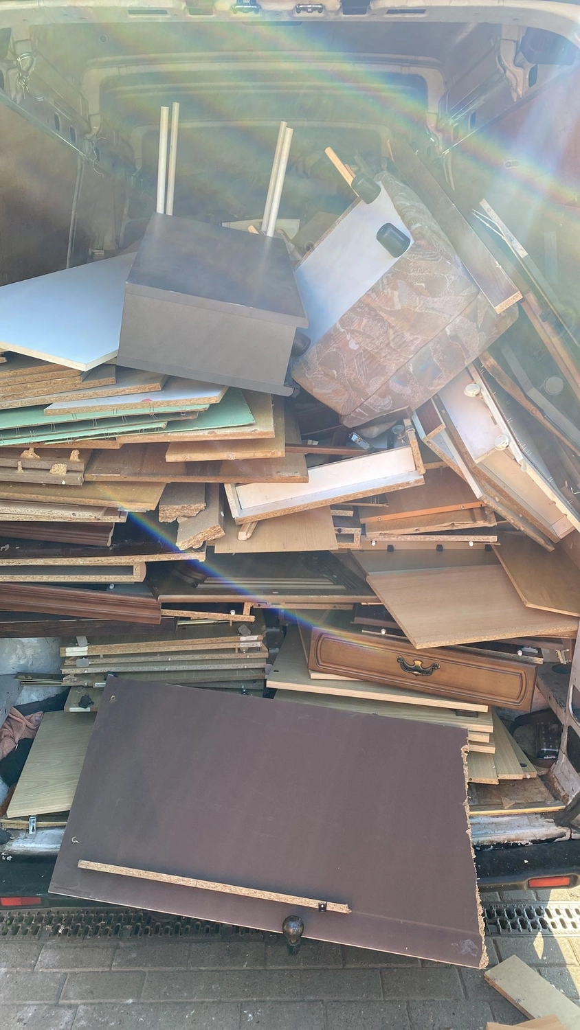 Matti Haushaltsauflösung- Entrümpelung  — Halle Saale — Kellerräumungen